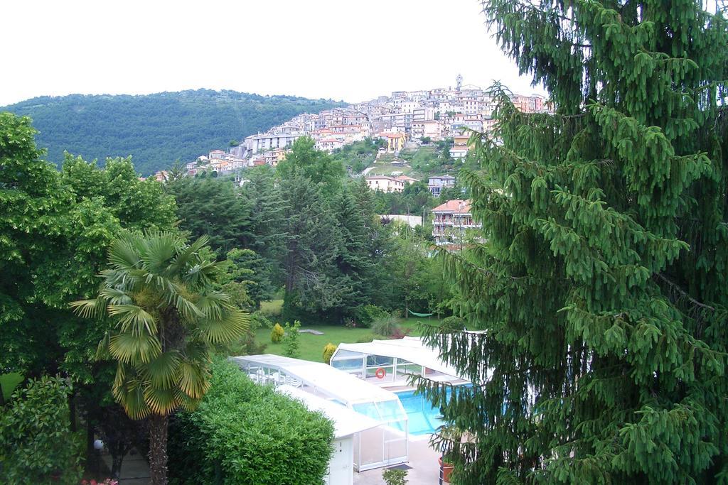 King Hotel Fiuggi Dış mekan fotoğraf