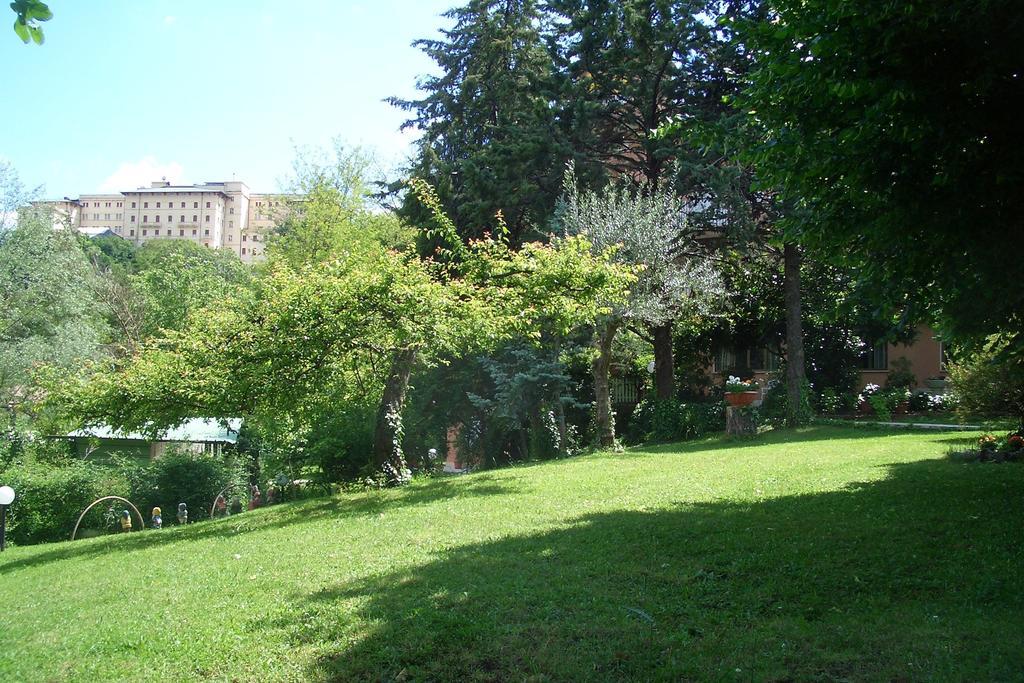 King Hotel Fiuggi Dış mekan fotoğraf