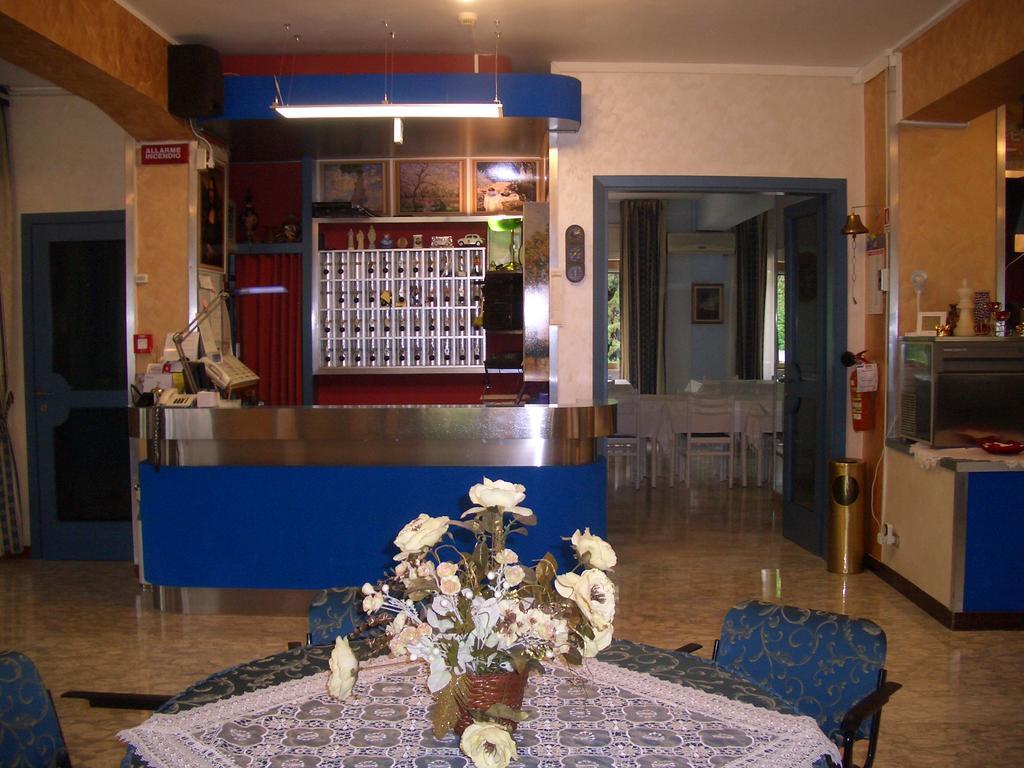 King Hotel Fiuggi Dış mekan fotoğraf
