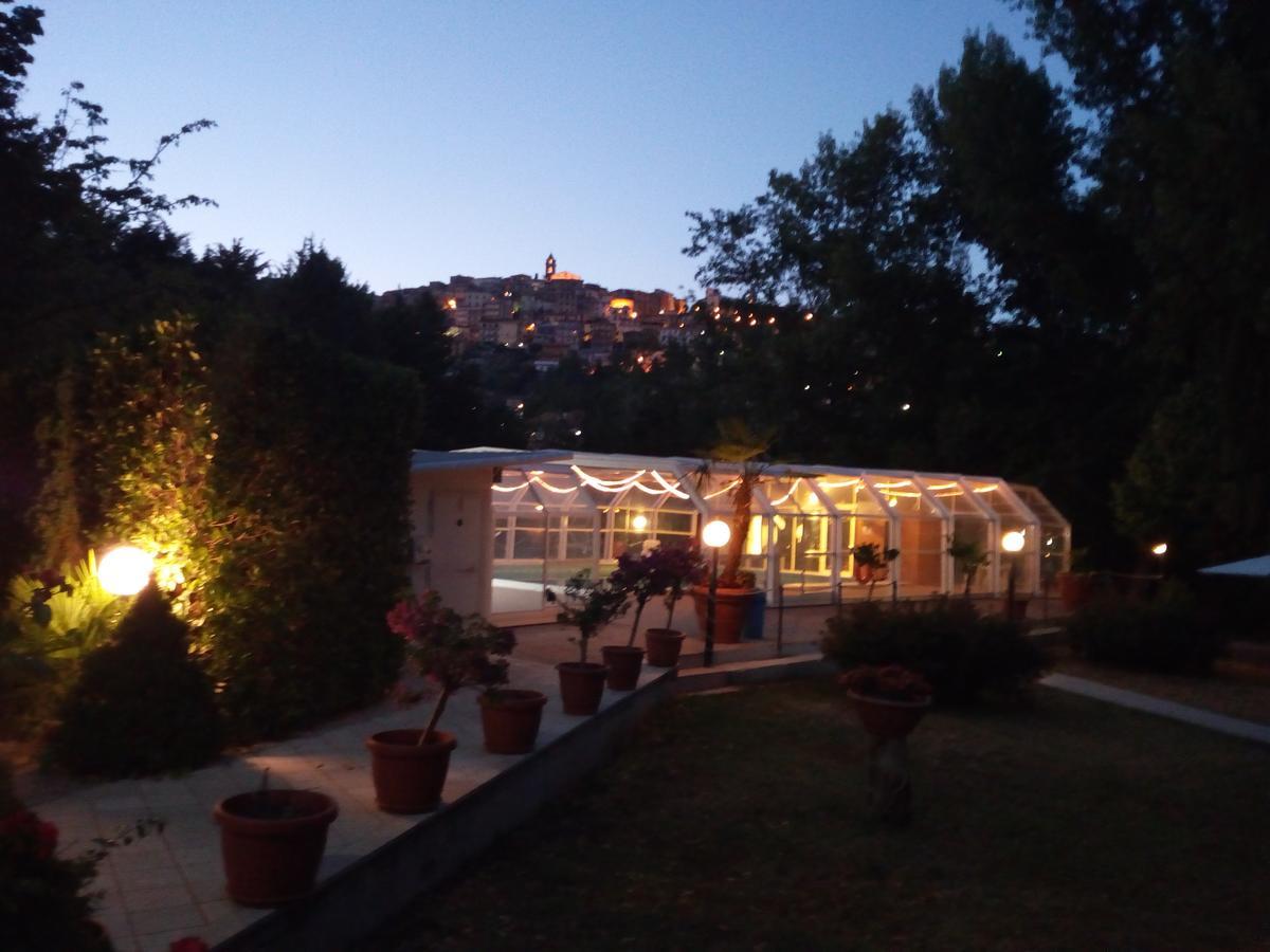 King Hotel Fiuggi Dış mekan fotoğraf