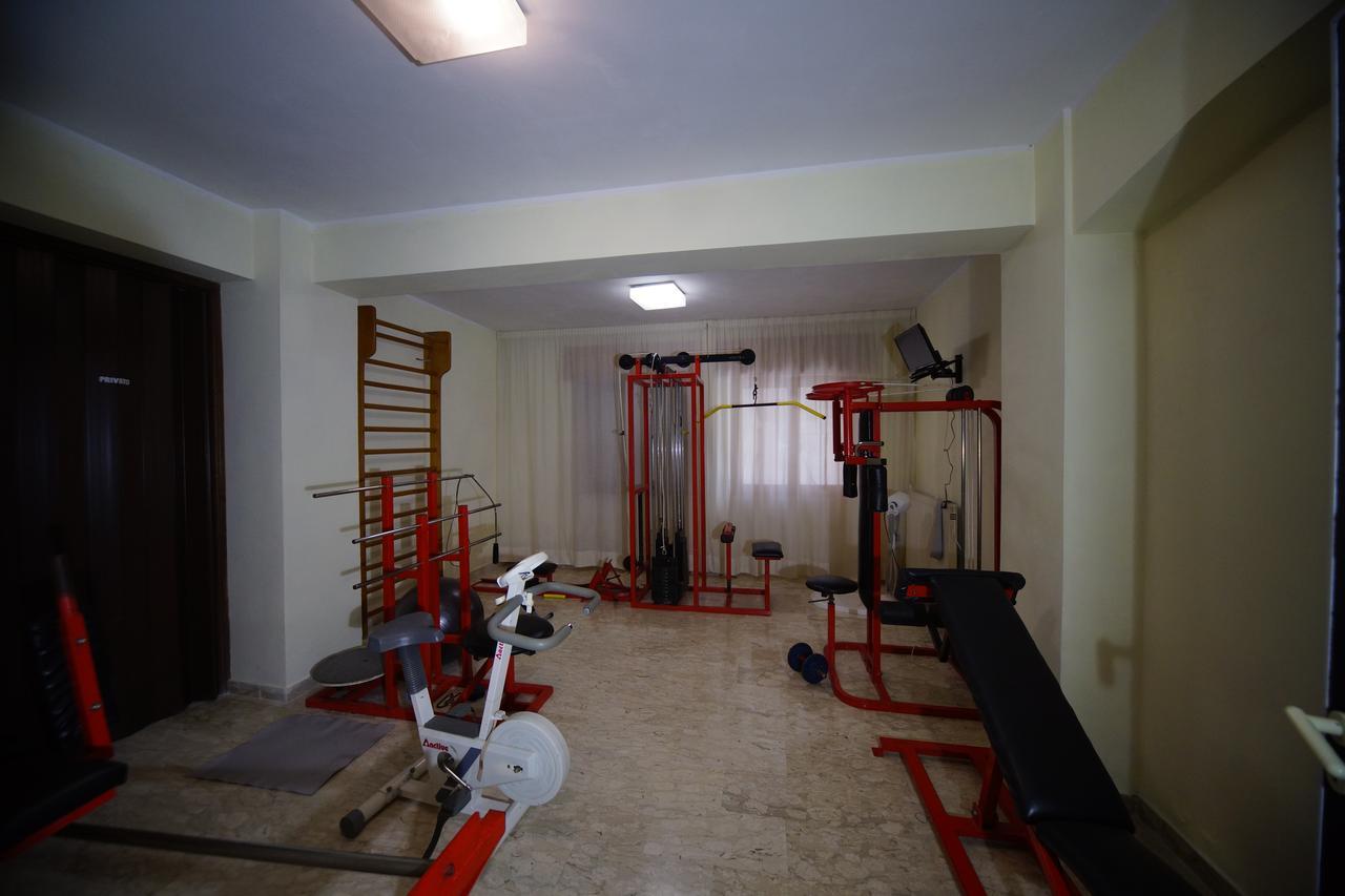 King Hotel Fiuggi Dış mekan fotoğraf