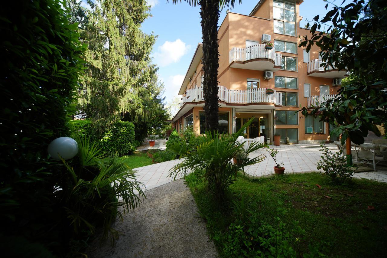 King Hotel Fiuggi Dış mekan fotoğraf