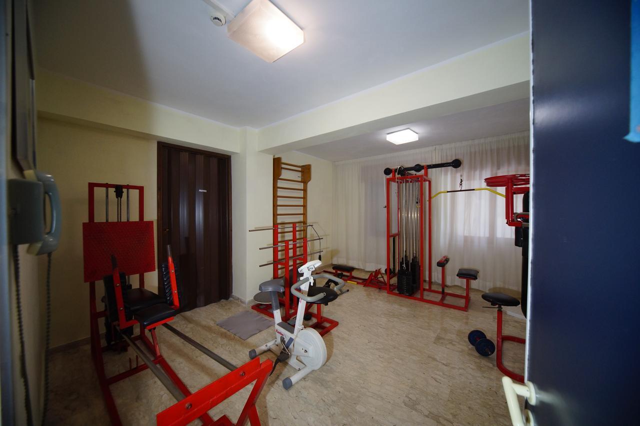 King Hotel Fiuggi Dış mekan fotoğraf